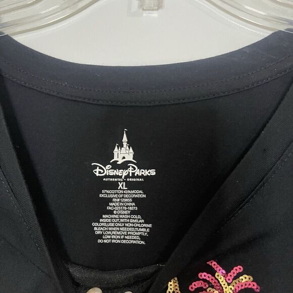 Disney Parks Black split hem scoop neck sequin castle tshirt size XL - Picture 4 of 7